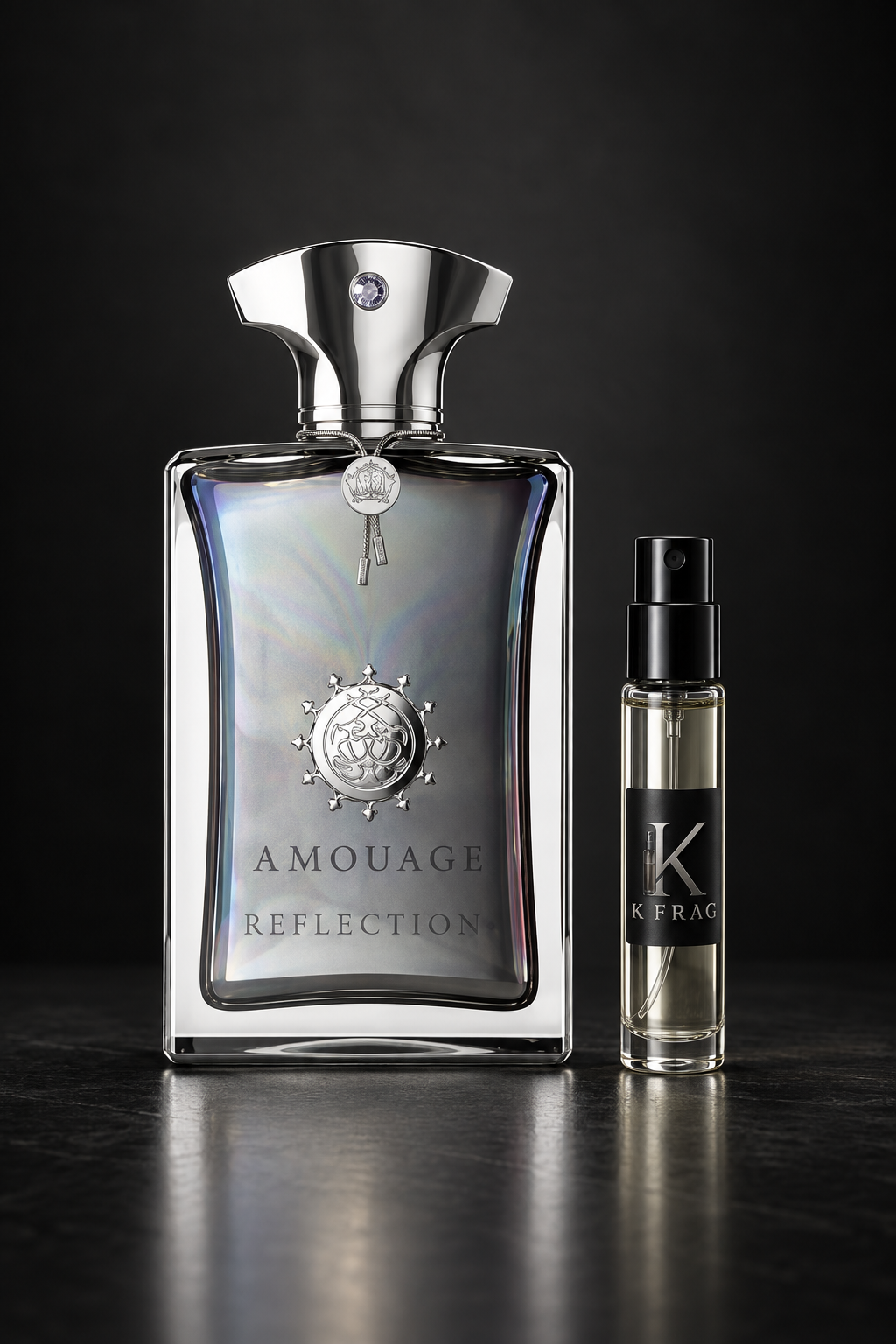 AMOUAGE REFLECTION с много светла прозрачна до бледожълта течност в деканта